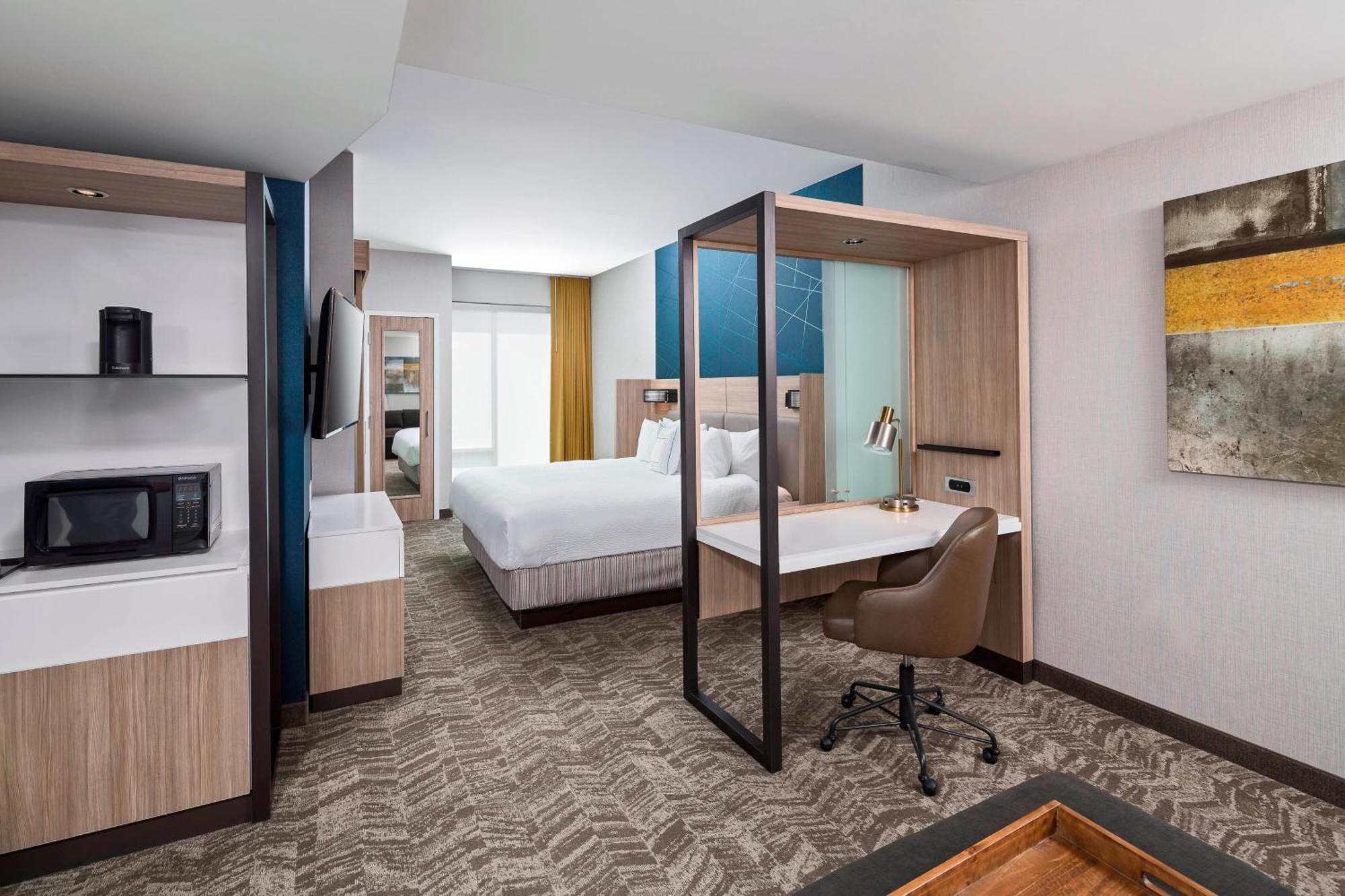 สปริงฮิลล์ สวีท บาย แมริออท กรีนวิลล์ ดาวน์ทาวน์ Hotel ภายนอก รูปภาพ